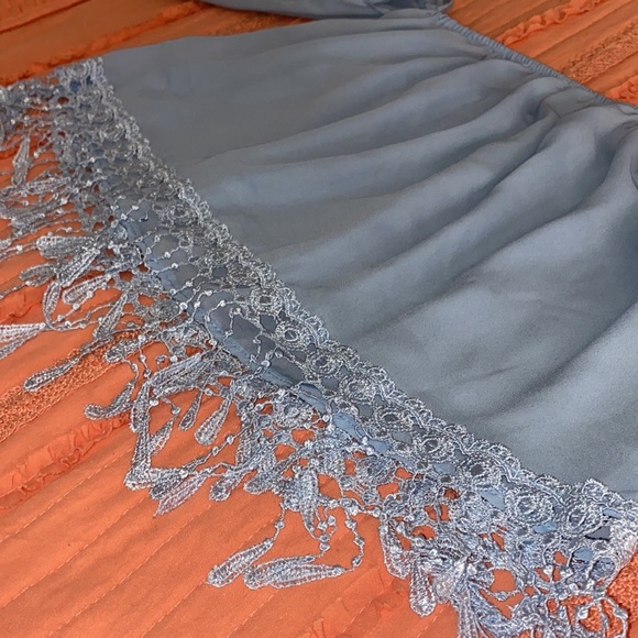 Top - Picture 2 of 2